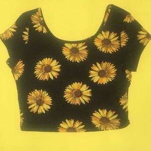 Used Brandy Melville Sunflower top🌻